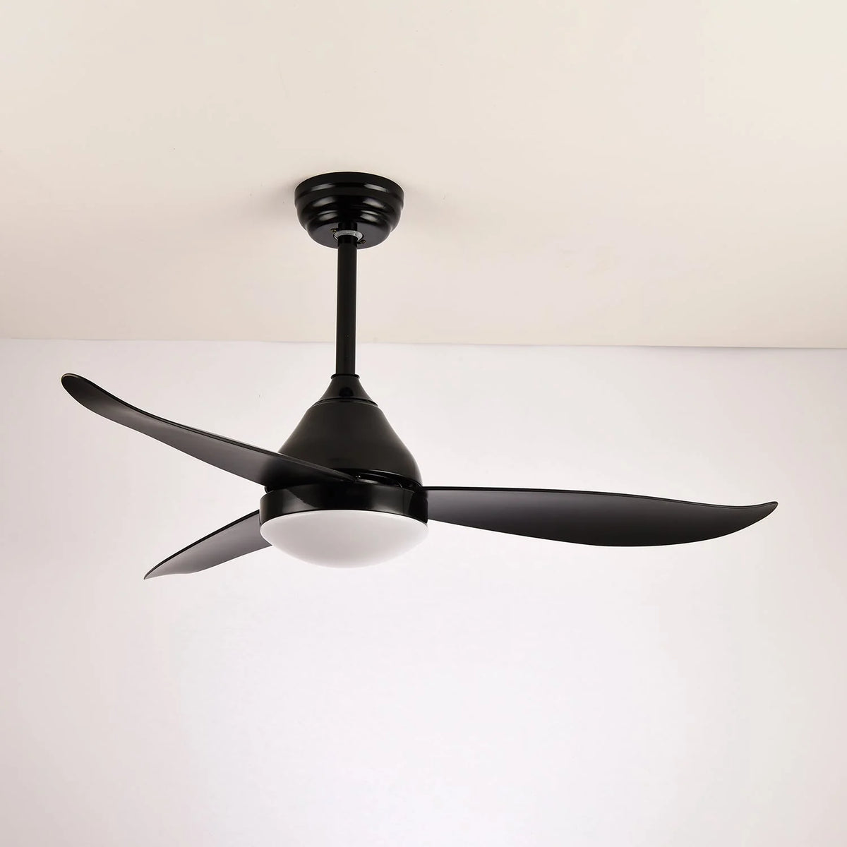 Ceiling Fan 106 cm Integrated LED & Remote Control