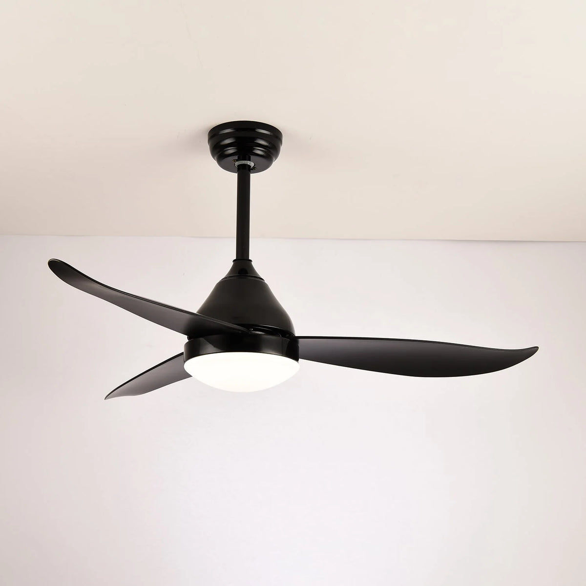 Ceiling Fan 106 cm Integrated LED & Remote Control