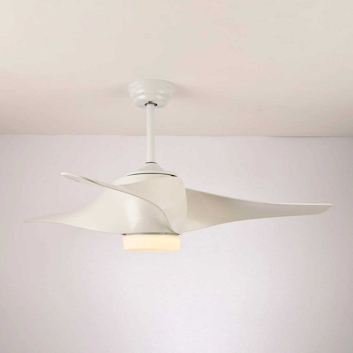 Ceiling Fan 52 Inch Integrated LED & Remote Control