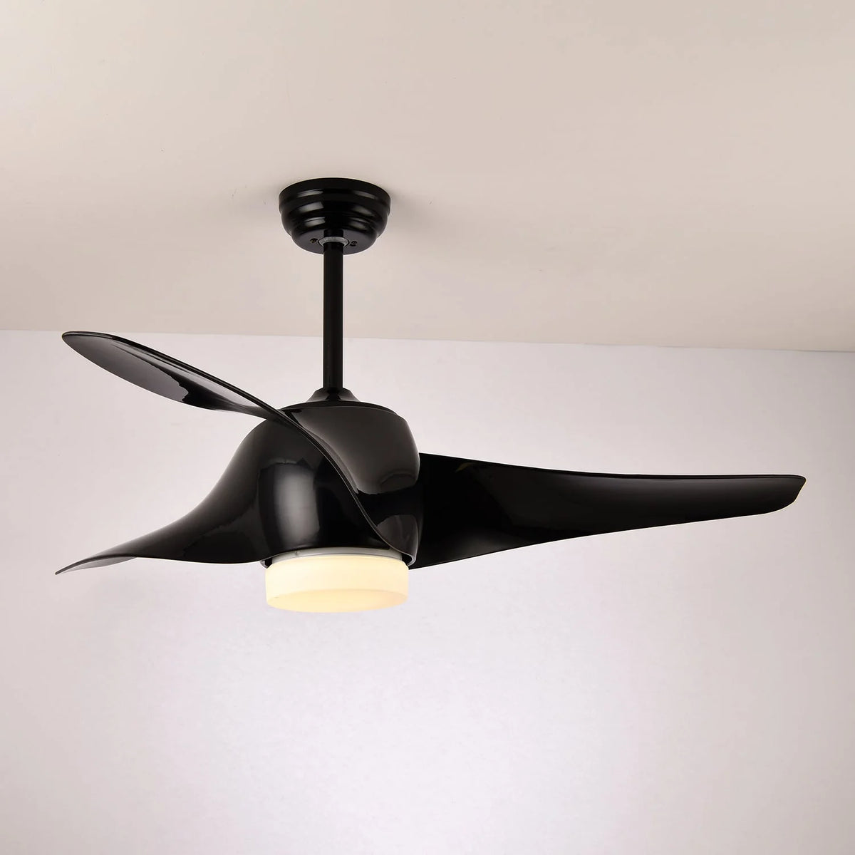 Ceiling Fan 52 Inch Integrated LED & Remote Control