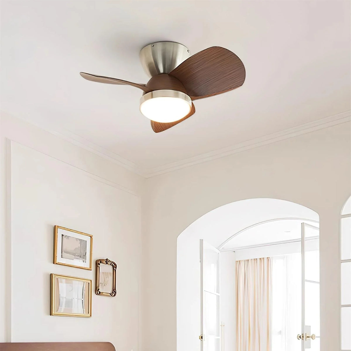 Ceiling Fan 6-Speed LED Light & Remote