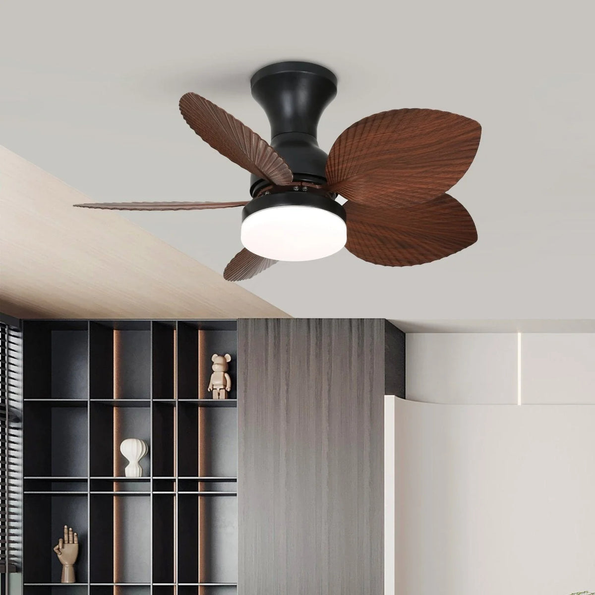 Ceiling Fan 82 cm Remote & Adjustable Speeds