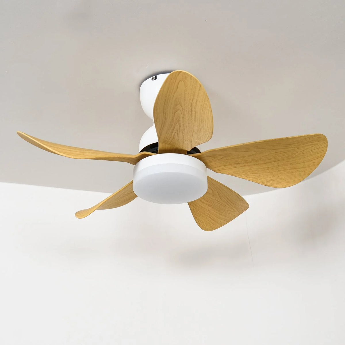 Ceiling Fan Integrated LED & Remote Control Whisper-Quiet Motor
