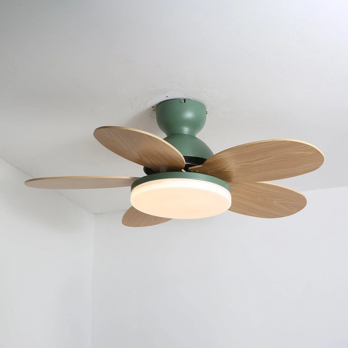 Ceiling Fan LED Light & Remote Quiet Reversible Motor