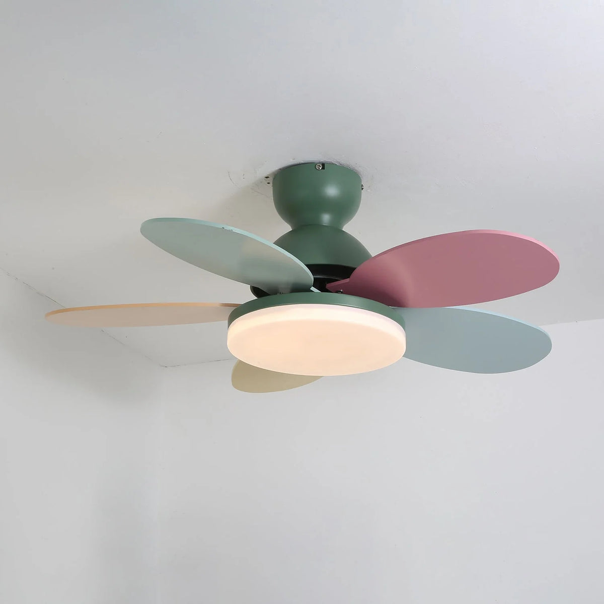 Ceiling Fan LED Light & Remote Quiet Reversible Motor