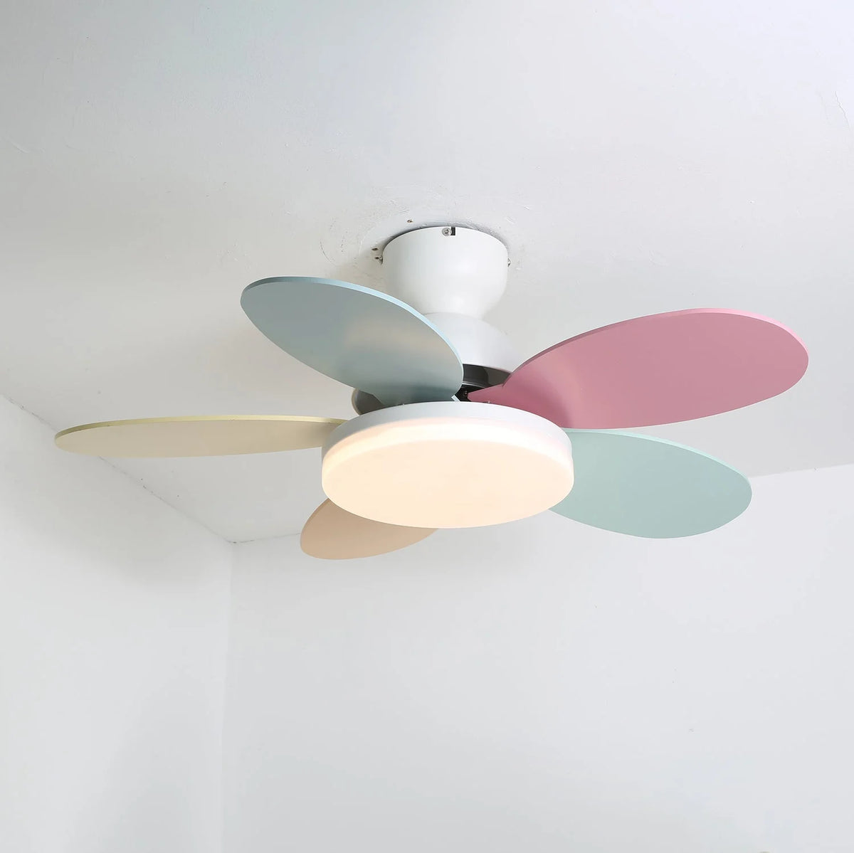 Ceiling Fan LED Light & Remote Quiet Reversible Motor