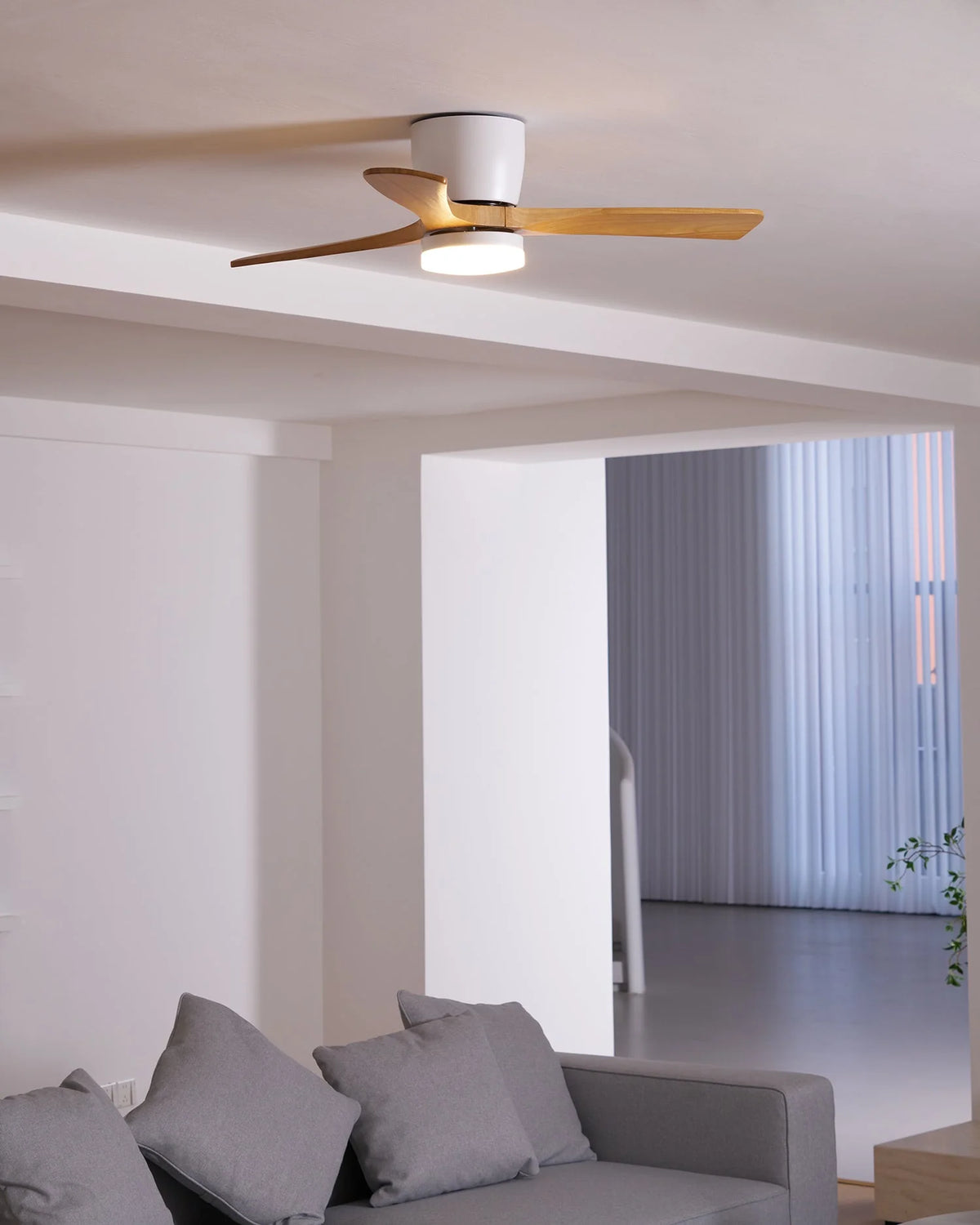 Ceiling Fan Whisper-Quiet DC Motor Natural Wood Blades