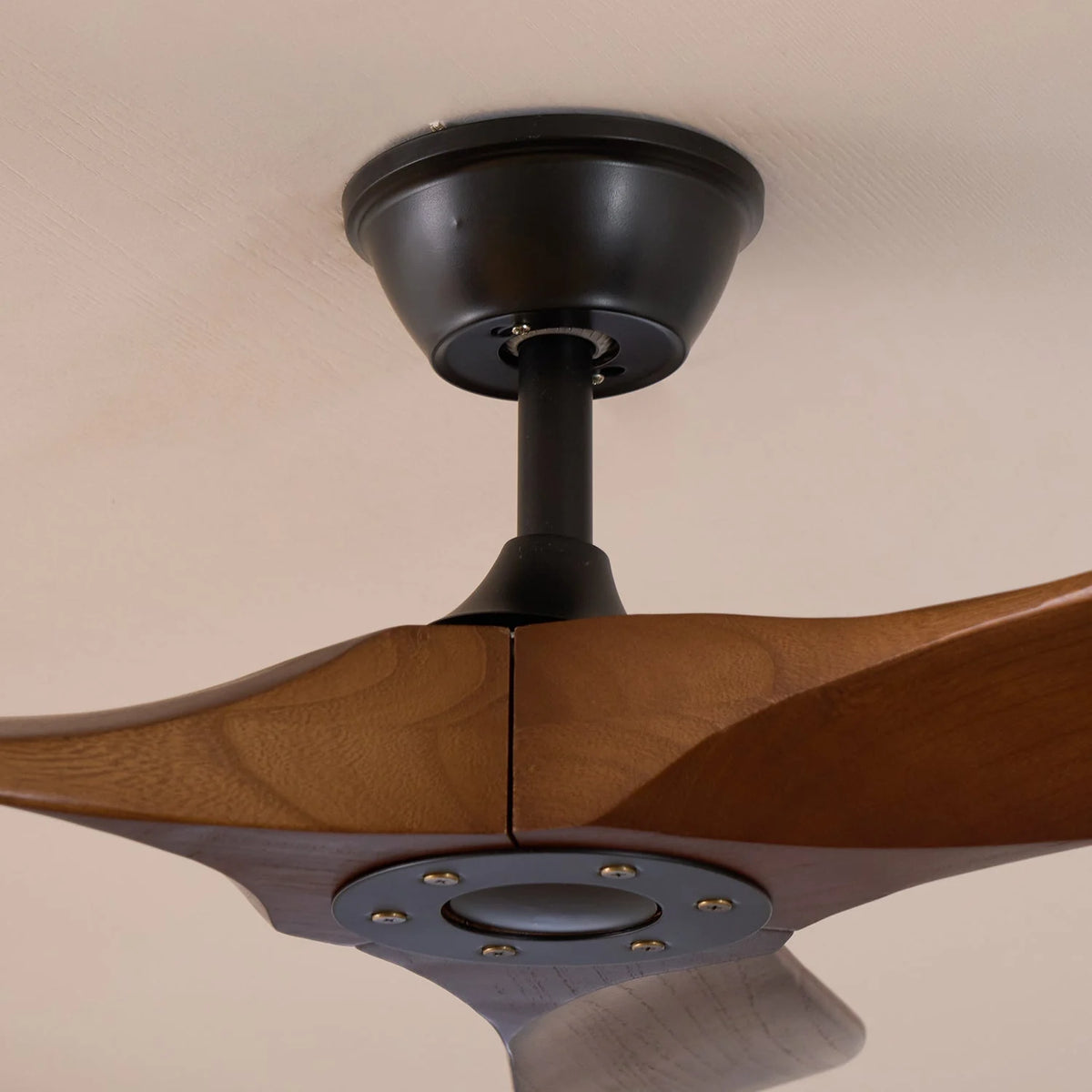 Ceiling Fan Wooden Blades Remote & 6 Speeds