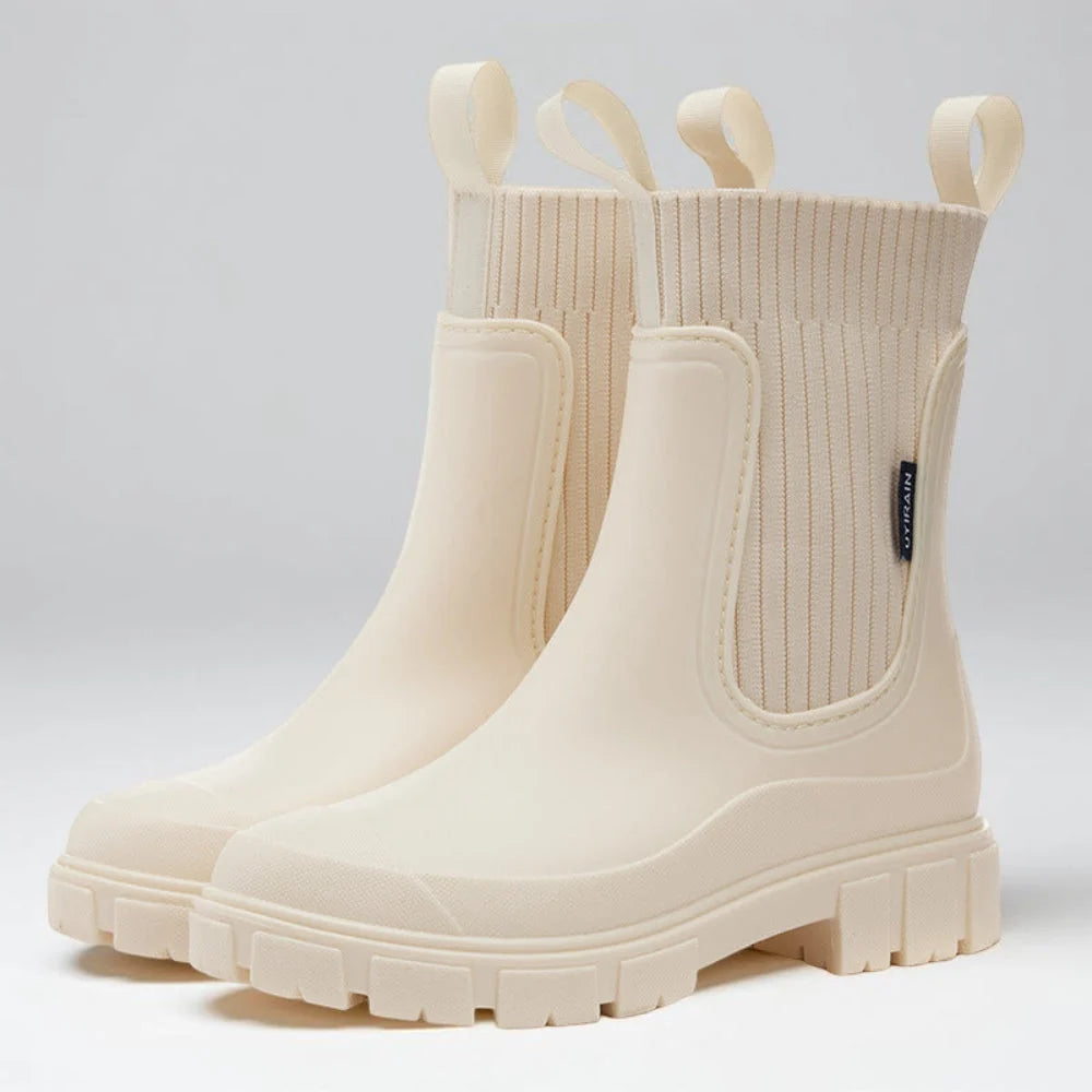 Chelsea Boots Waterproof Slip-On Grippy Tread