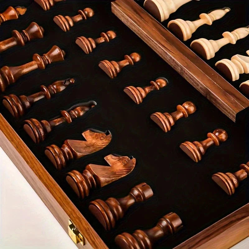 Chess Set Solid Wood Fixed-Base 34-Piece