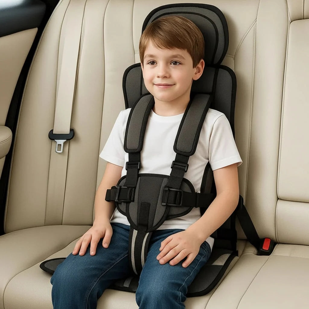 Child Travel Seat Compact Foldable Five-Point Harness & Padded Support