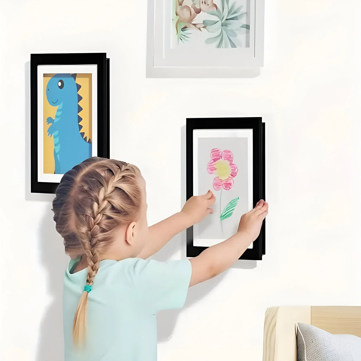 Children's Art Frame Flip-Top Stores 150 Drawings