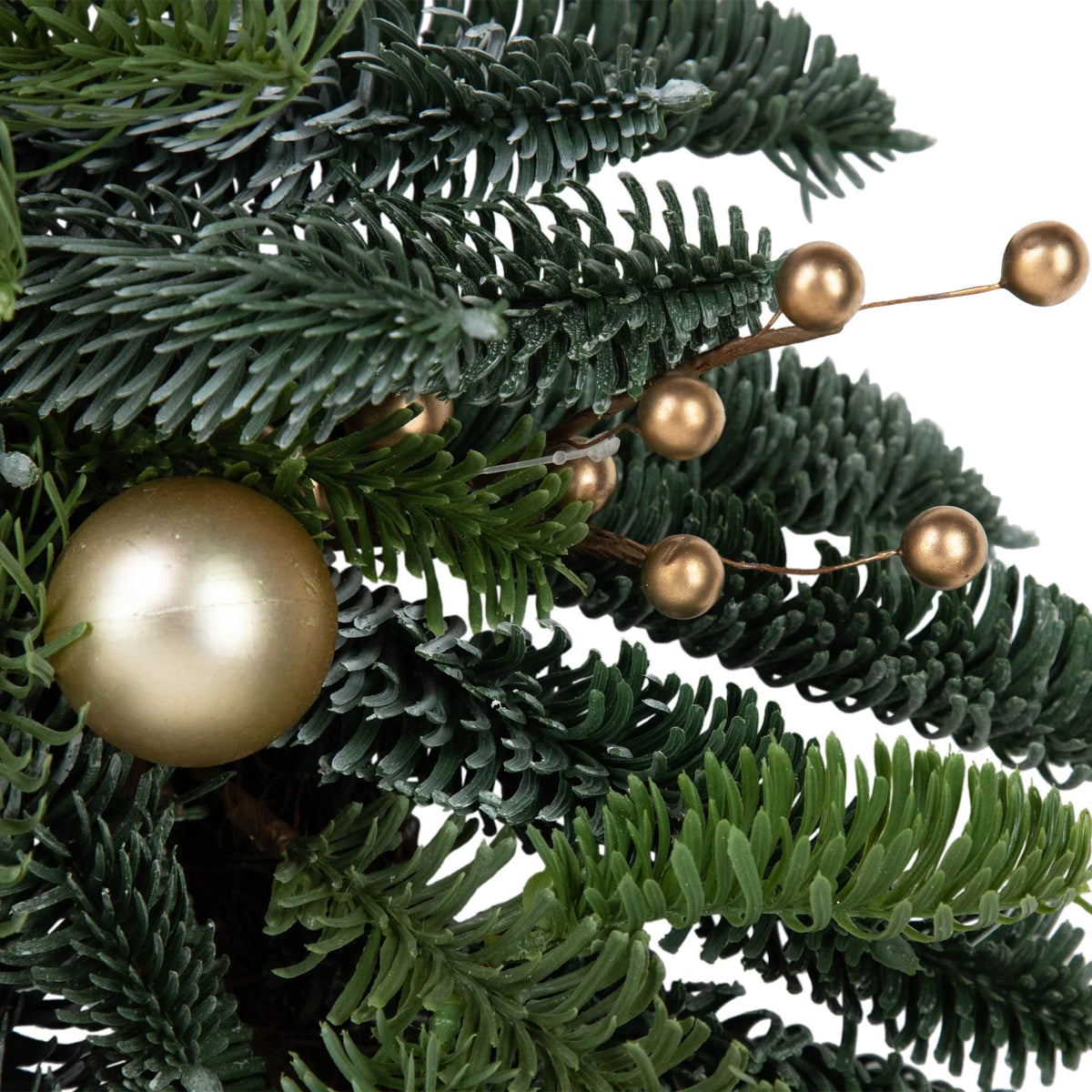 Christmas Wreath 22 Inch Gold Ornaments & Pine Cones