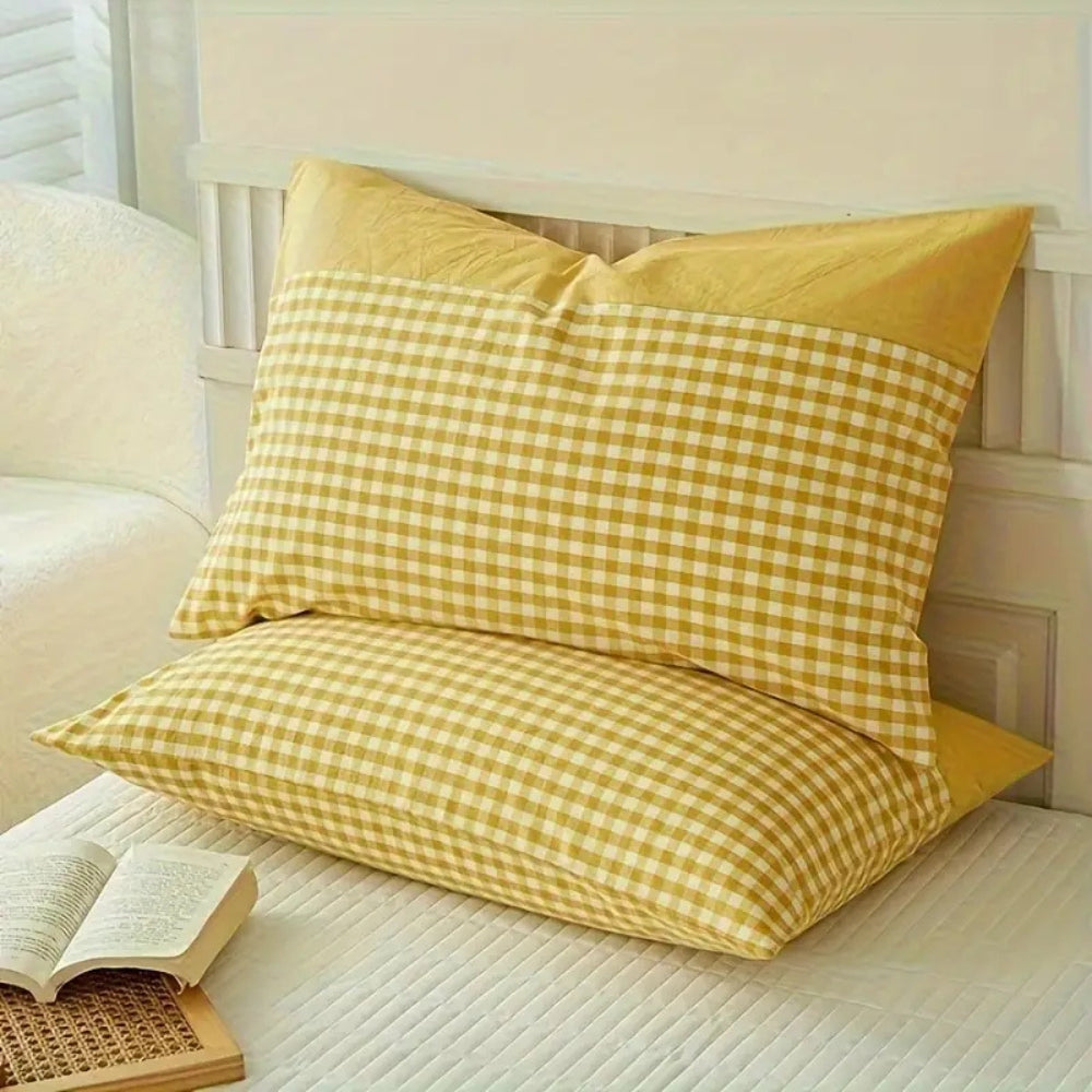 Classic Gingham Soft Microfiber Pillowcase (Queen 19x29 in)