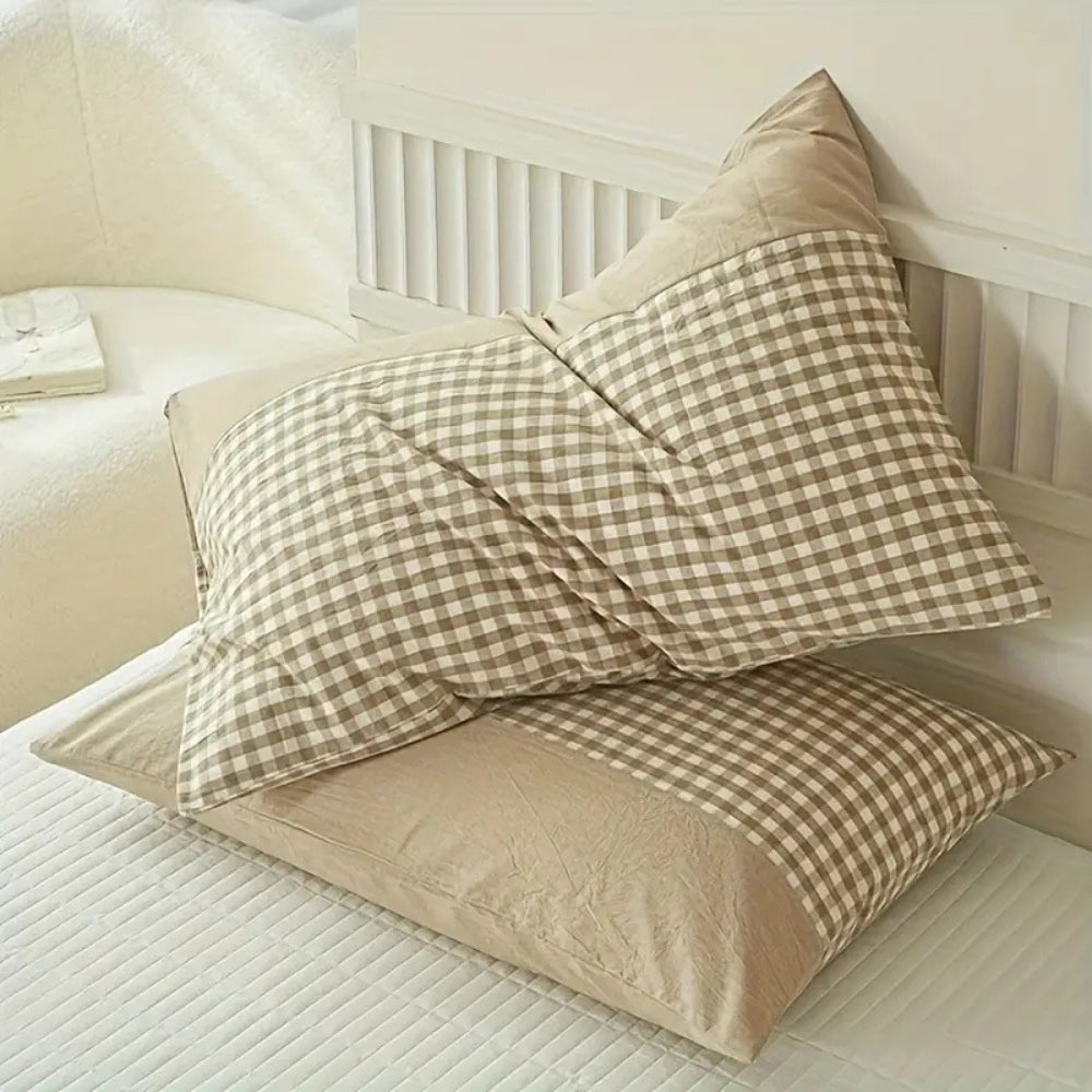 Classic Gingham Soft Microfiber Pillowcase (Queen 19x29 in)