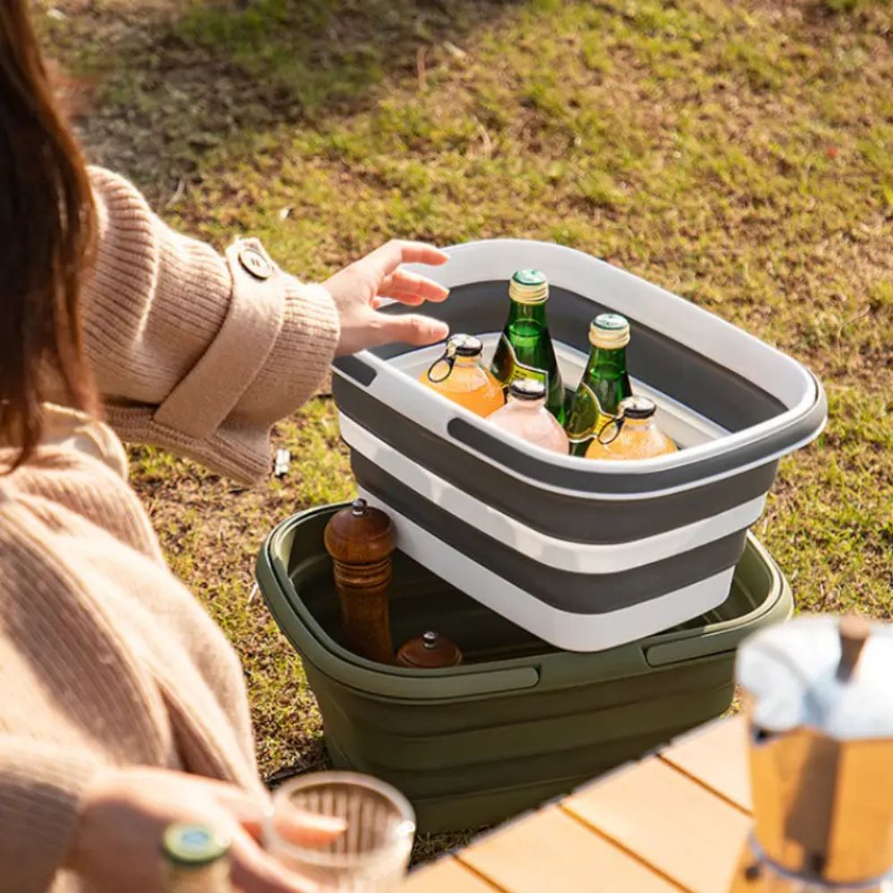 Collapsible Self-Standing Plastic Utility Basket