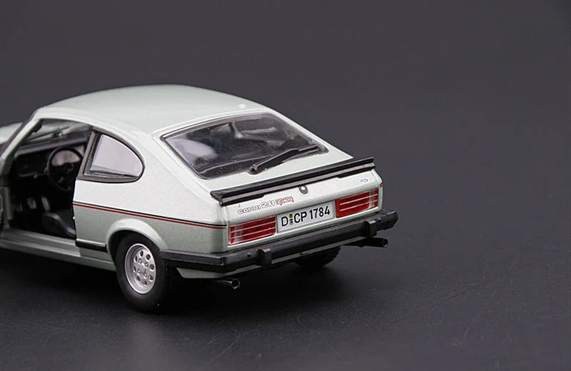 Collectible Car Model 1:24 Scale Alloy Light Green