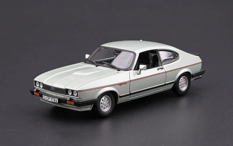 Collectible Car Model 1:24 Scale Alloy Light Green