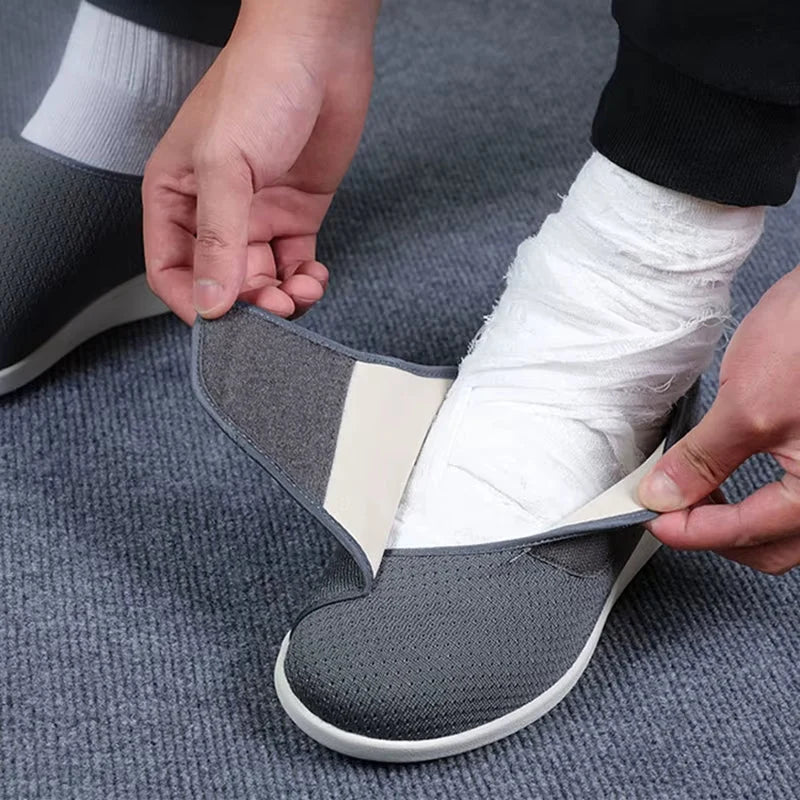 Comfort Shoes Wide Fit Adjustable Closure Shock-Absorbing Sole