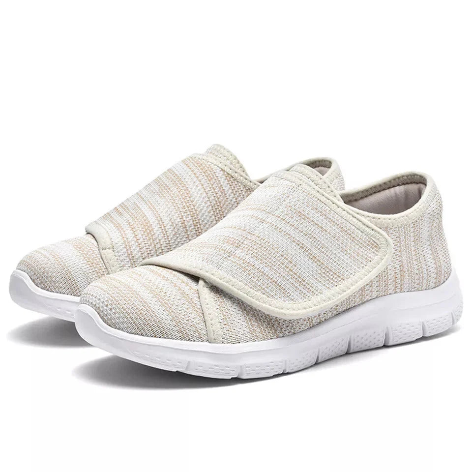 Comfort Shoes Wide Fit Adjustable Closure Shock-Absorbing Sole