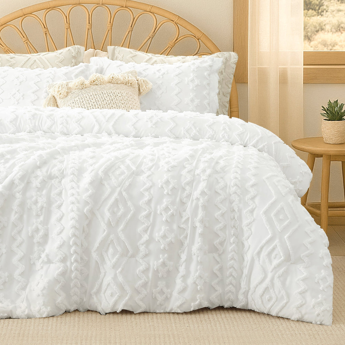 Comforter Set Intricate Embroidery Ultra-Soft & Breathable Machine Washable