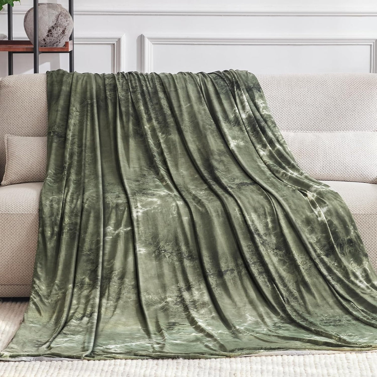 Cooling Blanket Arc-Chill Lightweight & Breathable