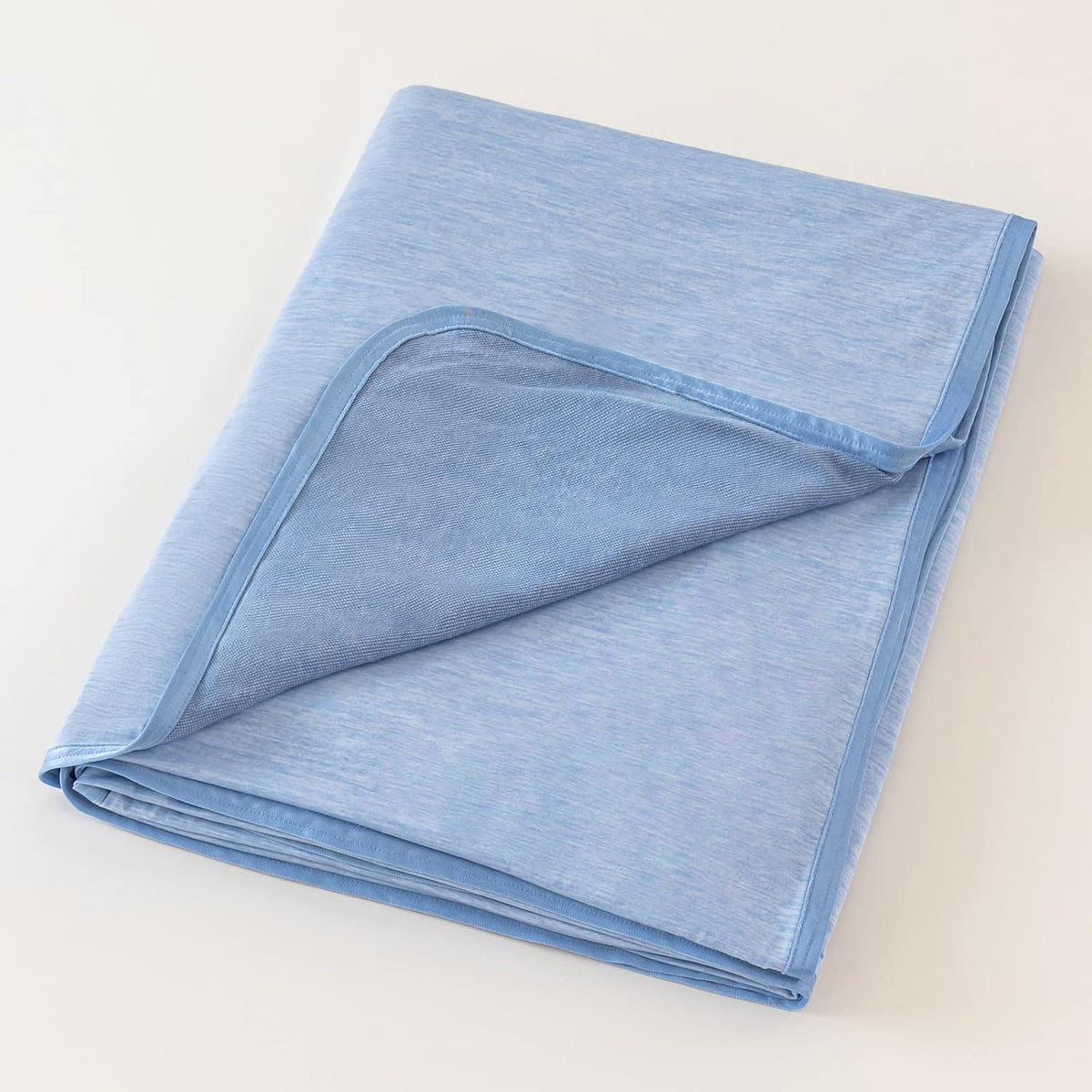 Cooling Blanket Arc-Chill Q-Max 0.4 Reversible Nylon & Microfiber
