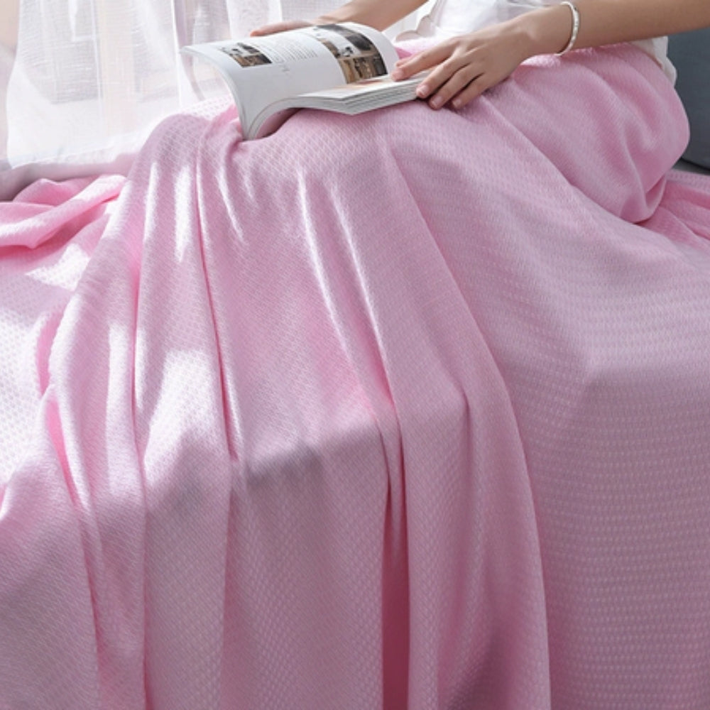 Cooling Blanket Bamboo Heat-Wicking Lightweight