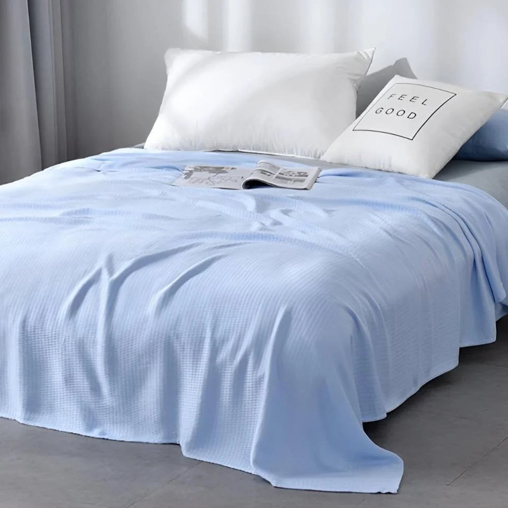 Cooling Blanket Bamboo Heat-Wicking Lightweight & Machine Washable