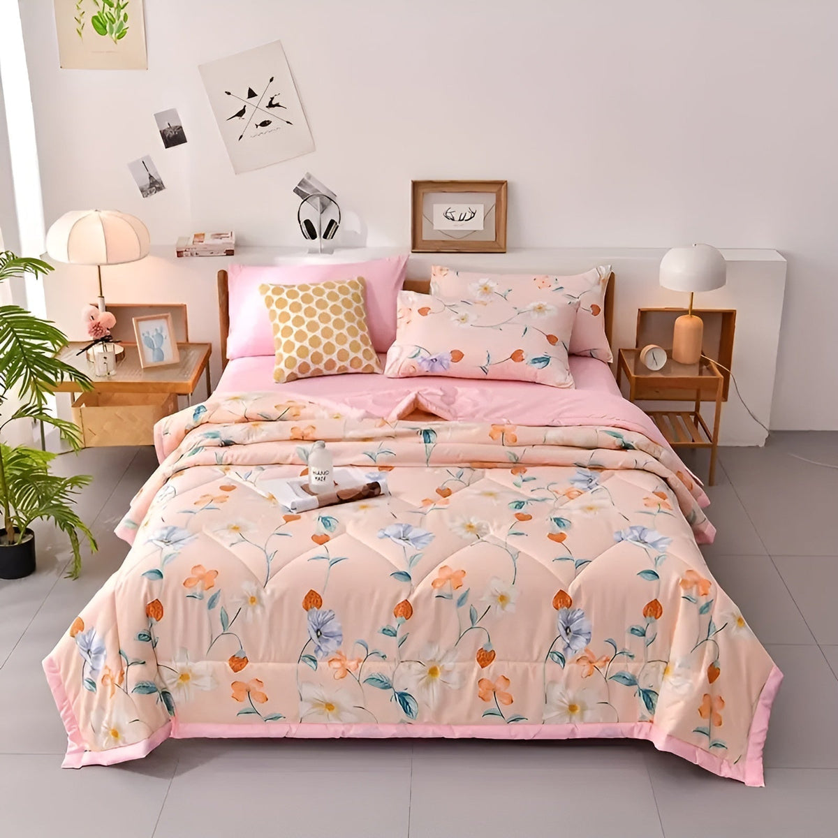 Cooling Blanket Breathable Lightweight Hypoallergenic Fill