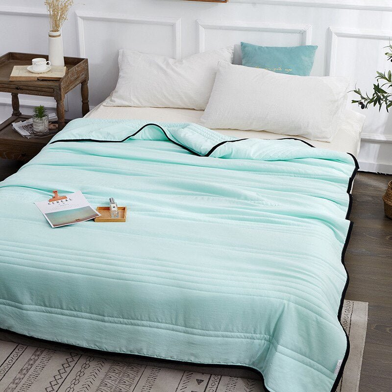 Cooling Blanket Breathable Moisture-Wicking Microfiber Lining