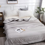 Cooling Blanket Breathable Silk-Like Skin-Friendly