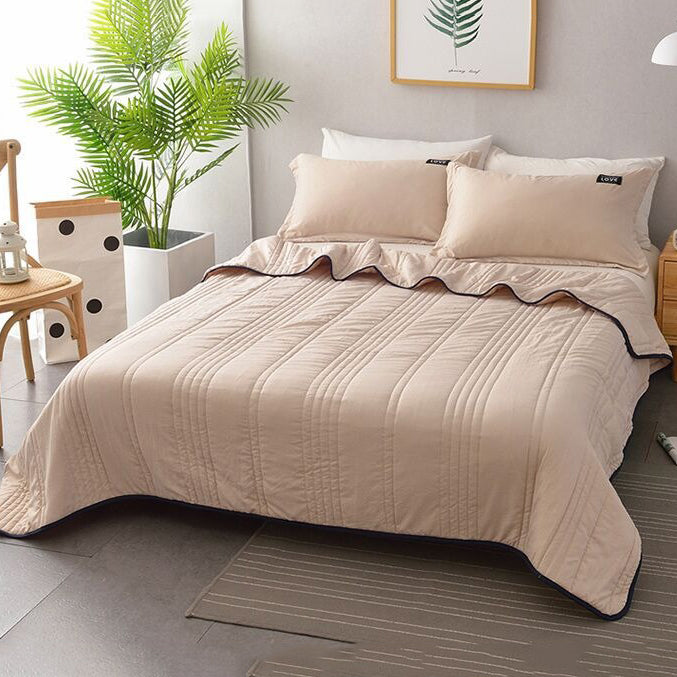 Cooling Blanket Breathable Silk-Like Skin-Friendly