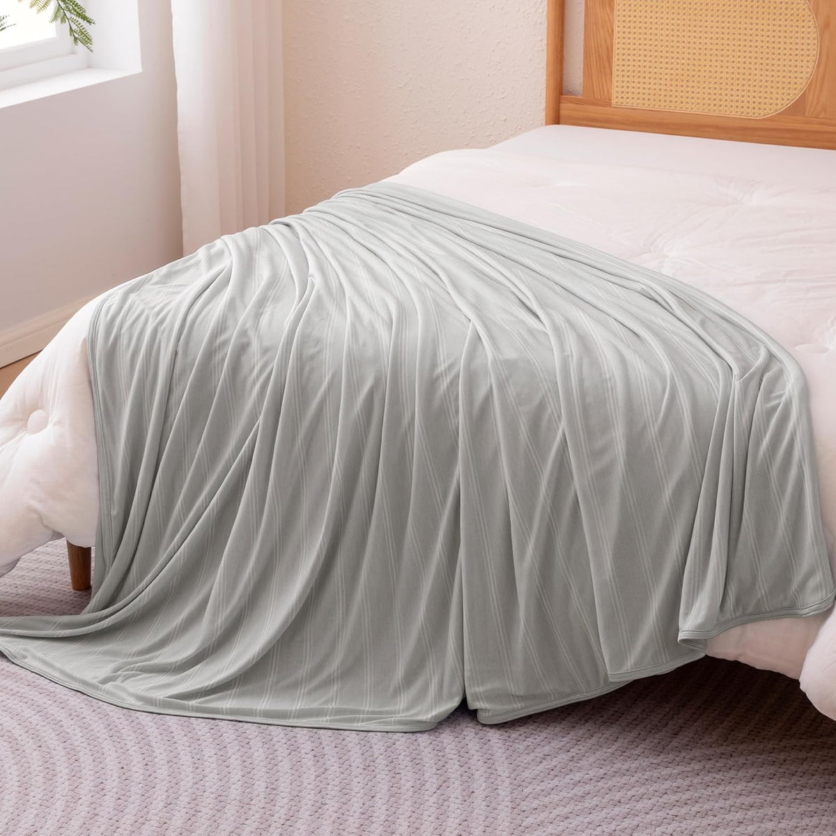 Cooling Blanket Double-Sided Lightweight Nylon & Polyester