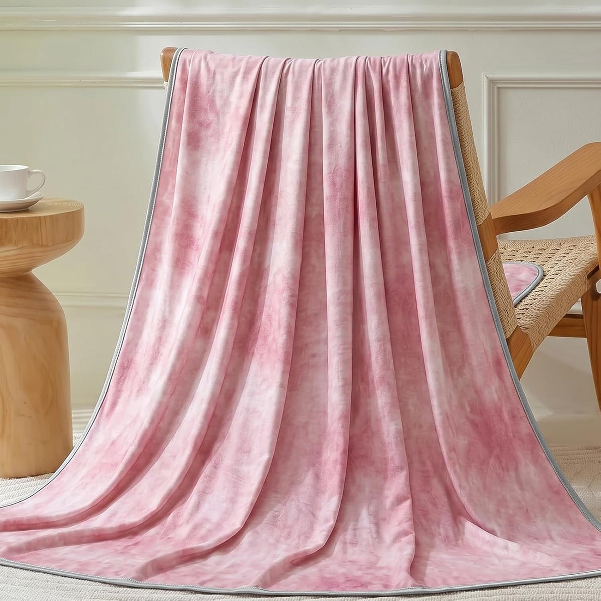 Cooling Blanket Instant Cool-To-Touch Moisture-Wicking