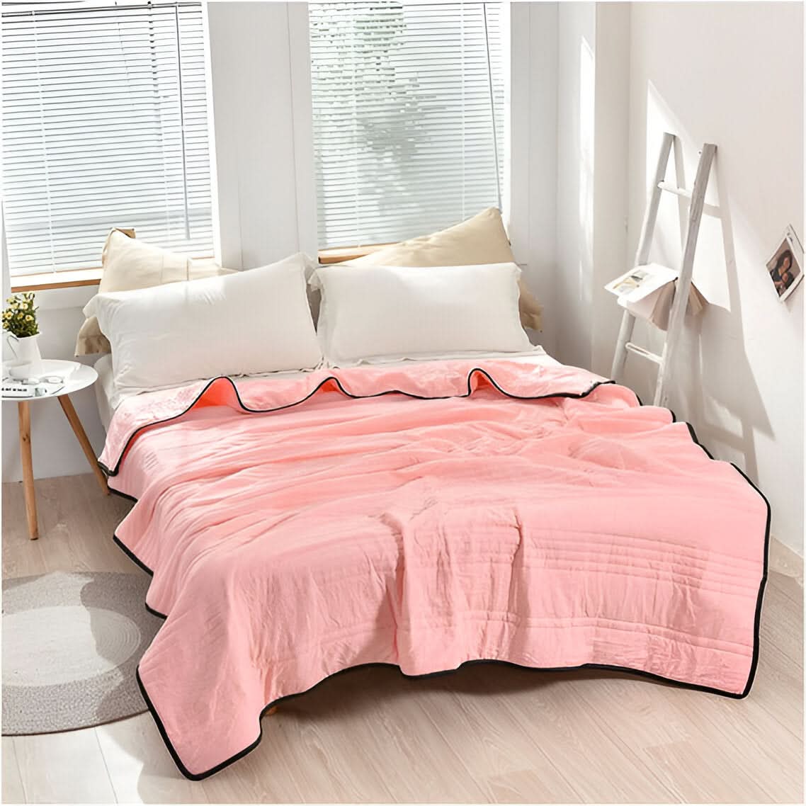 Cooling Blanket Instant Cooling Breathable Machine Washable