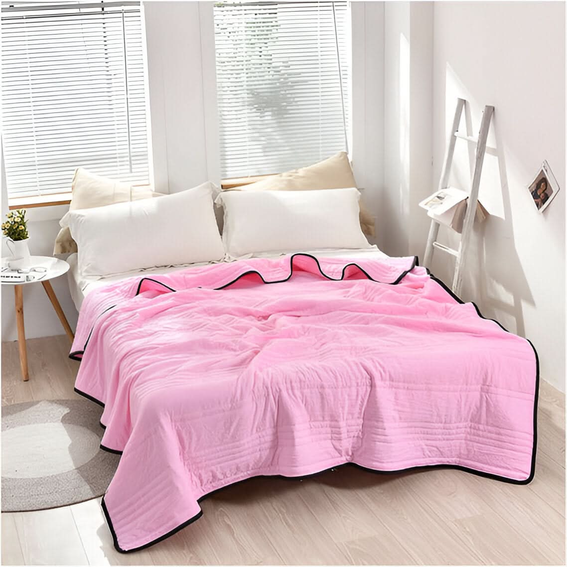 Cooling Blanket Instant Cooling Breathable Machine Washable