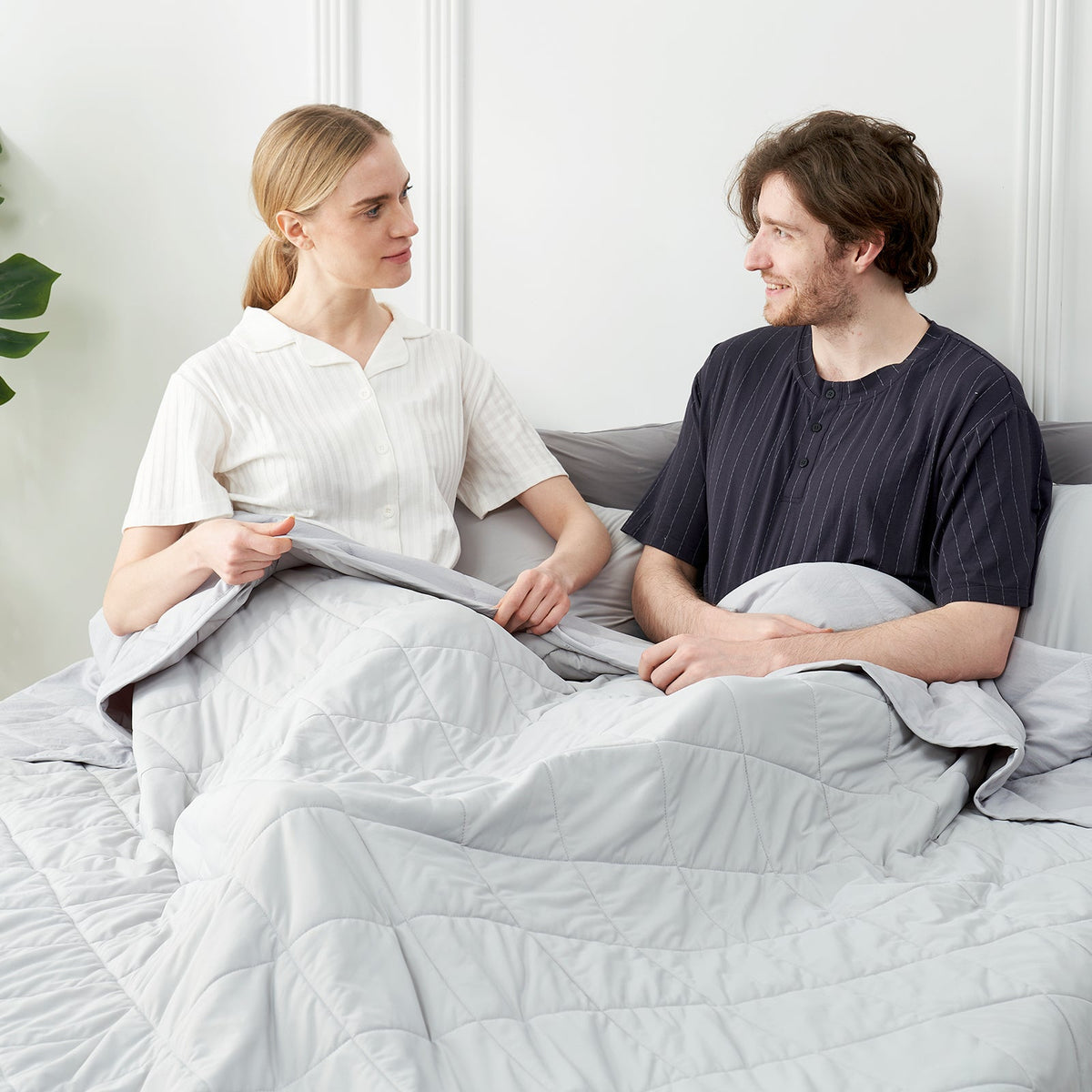 Cooling Blanket Japanese Arc-Chill Fabric Dual-Sided Cloud-Quilted