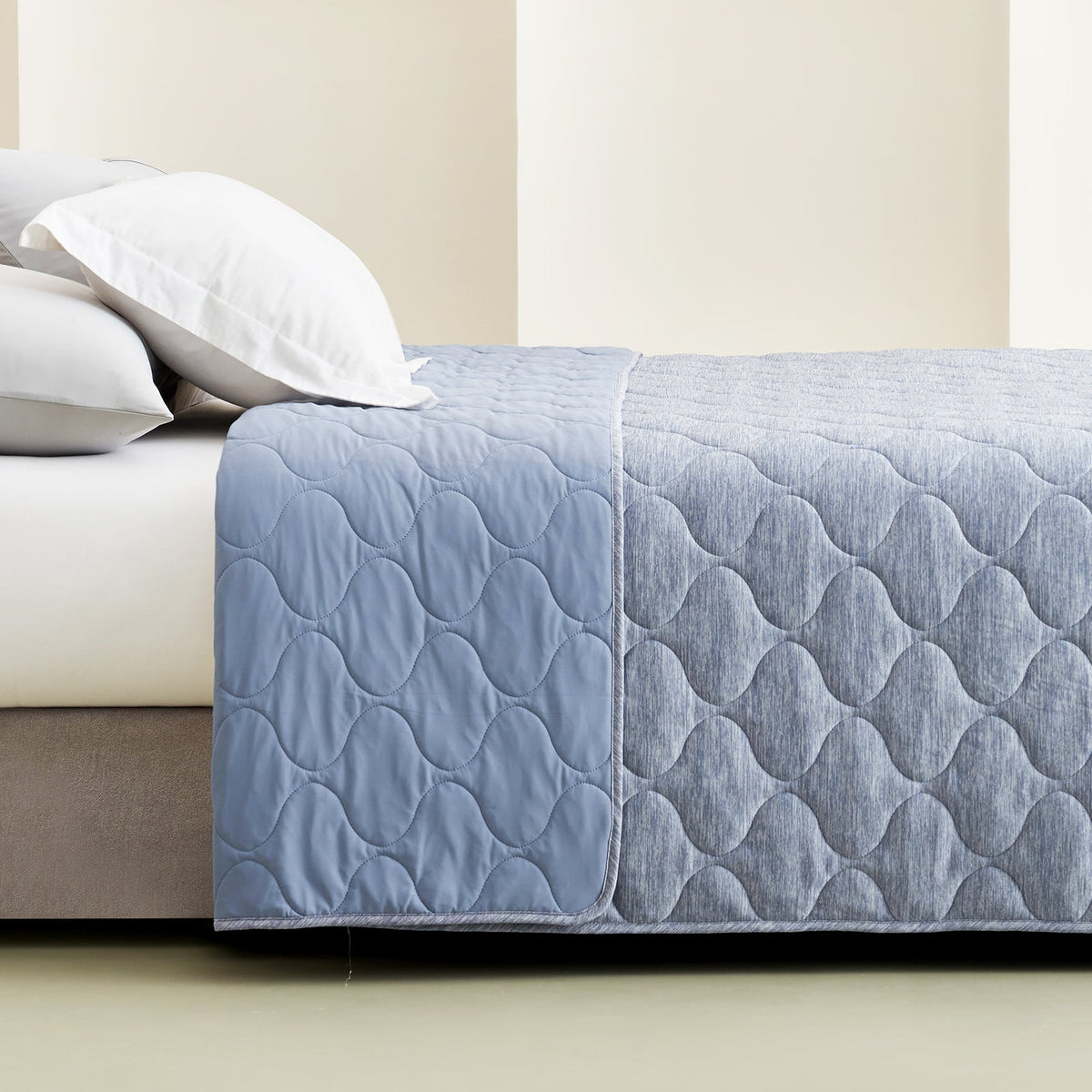 Cooling Blanket Japanese Cooling Fabric Double-Sided & Machine Washable
