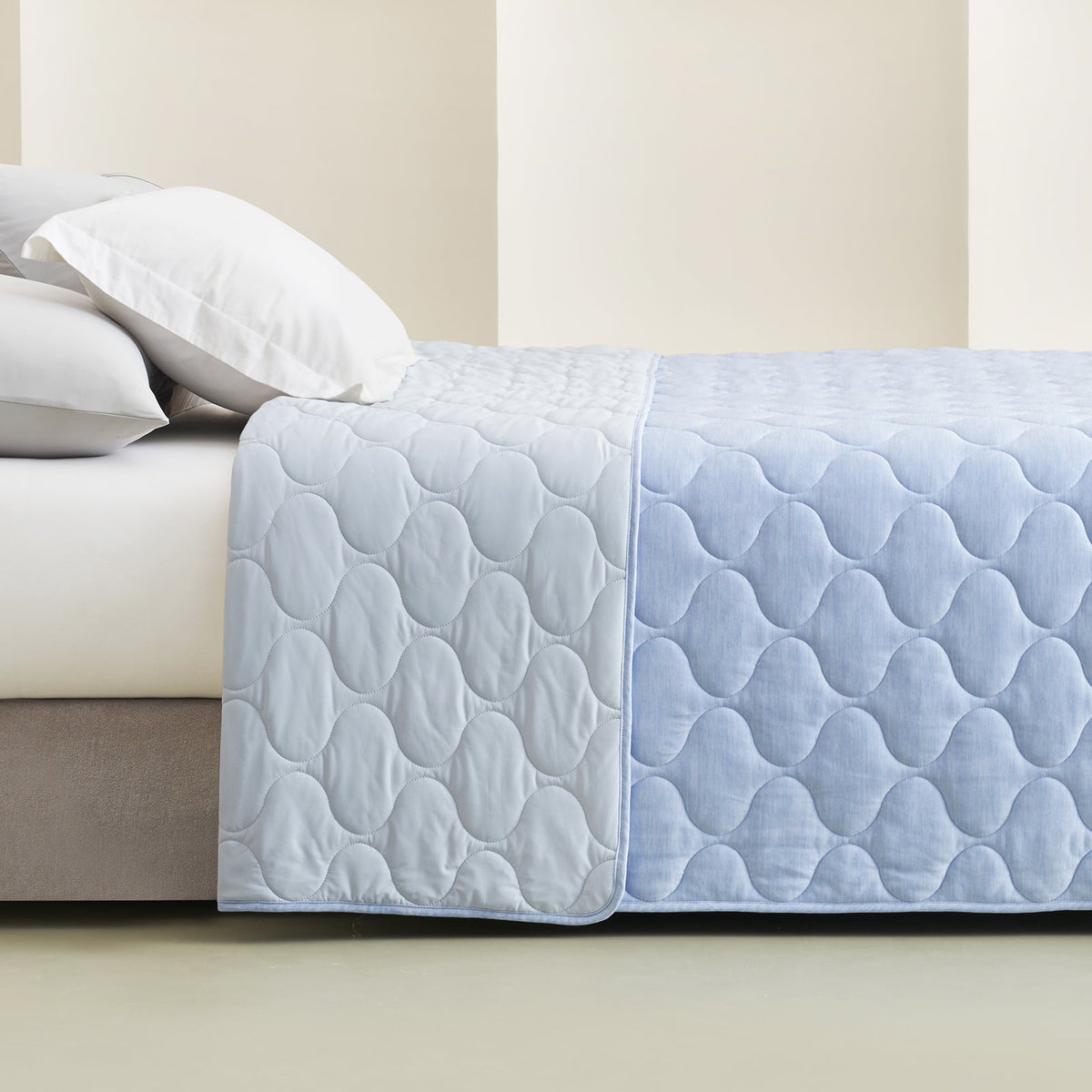 Cooling Blanket Japanese Cooling Fabric Double-Sided & Machine Washable