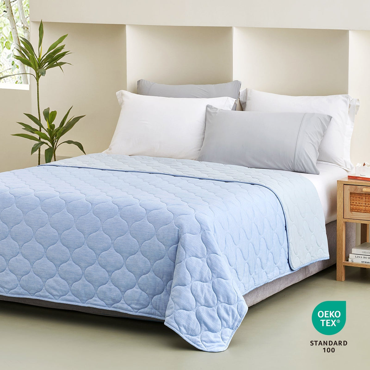 Cooling Blanket Japanese Cooling Fabric Double-Sided & Machine Washable