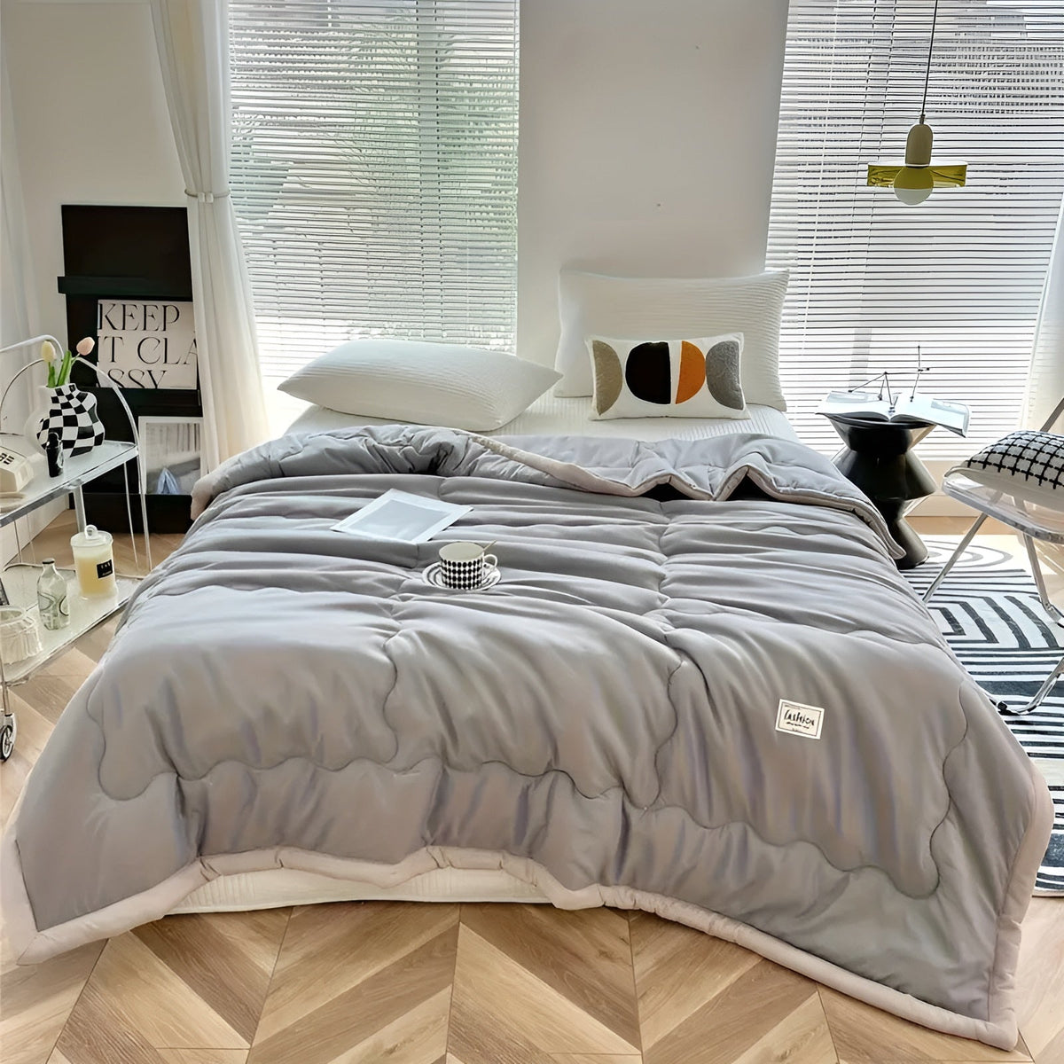 Cooling Blanket Lightweight Breathable Polyester Machine Washable
