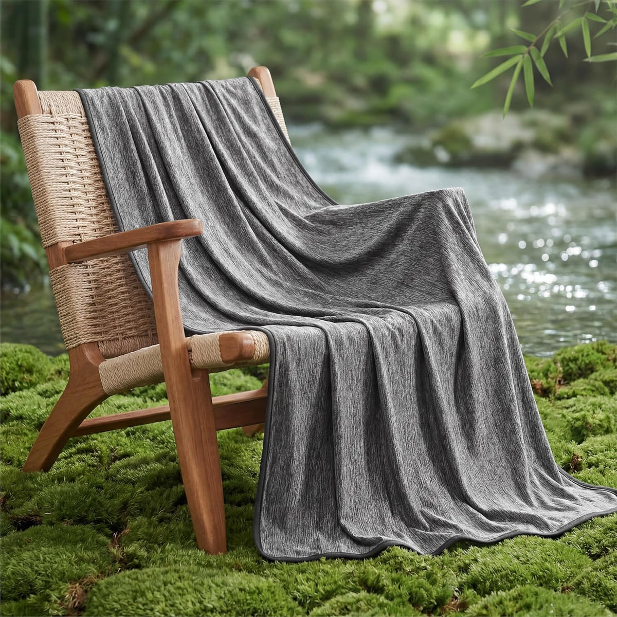 Cooling Blanket Reversible Arc-Chill Fabric