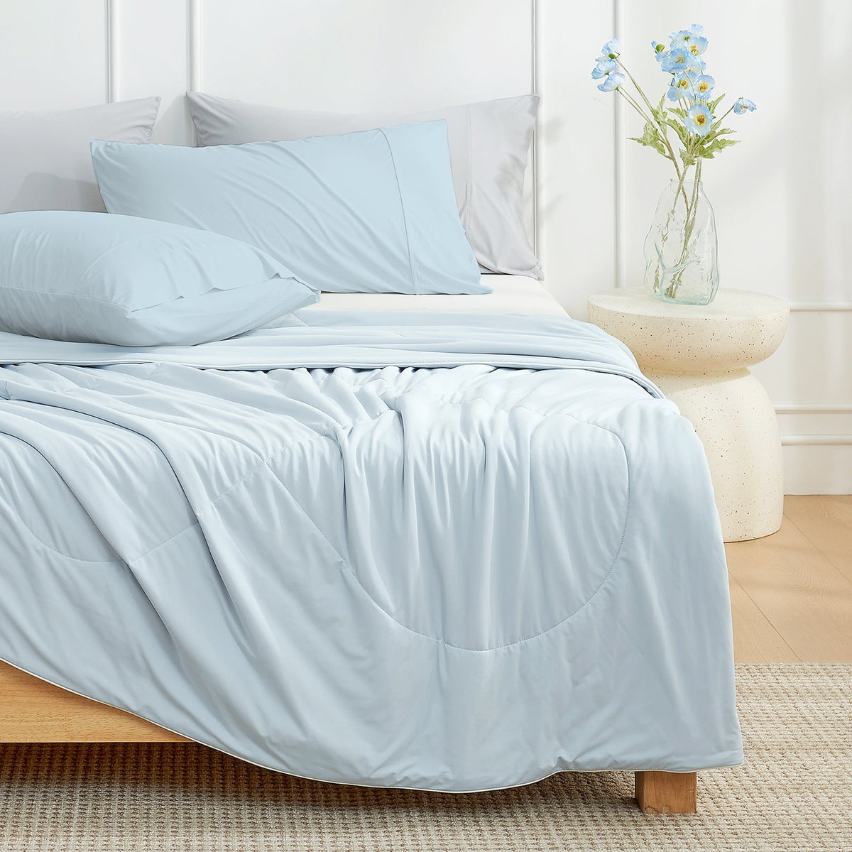 Cooling Comforter Arc-Chill Fabric Lightweight & Breathable