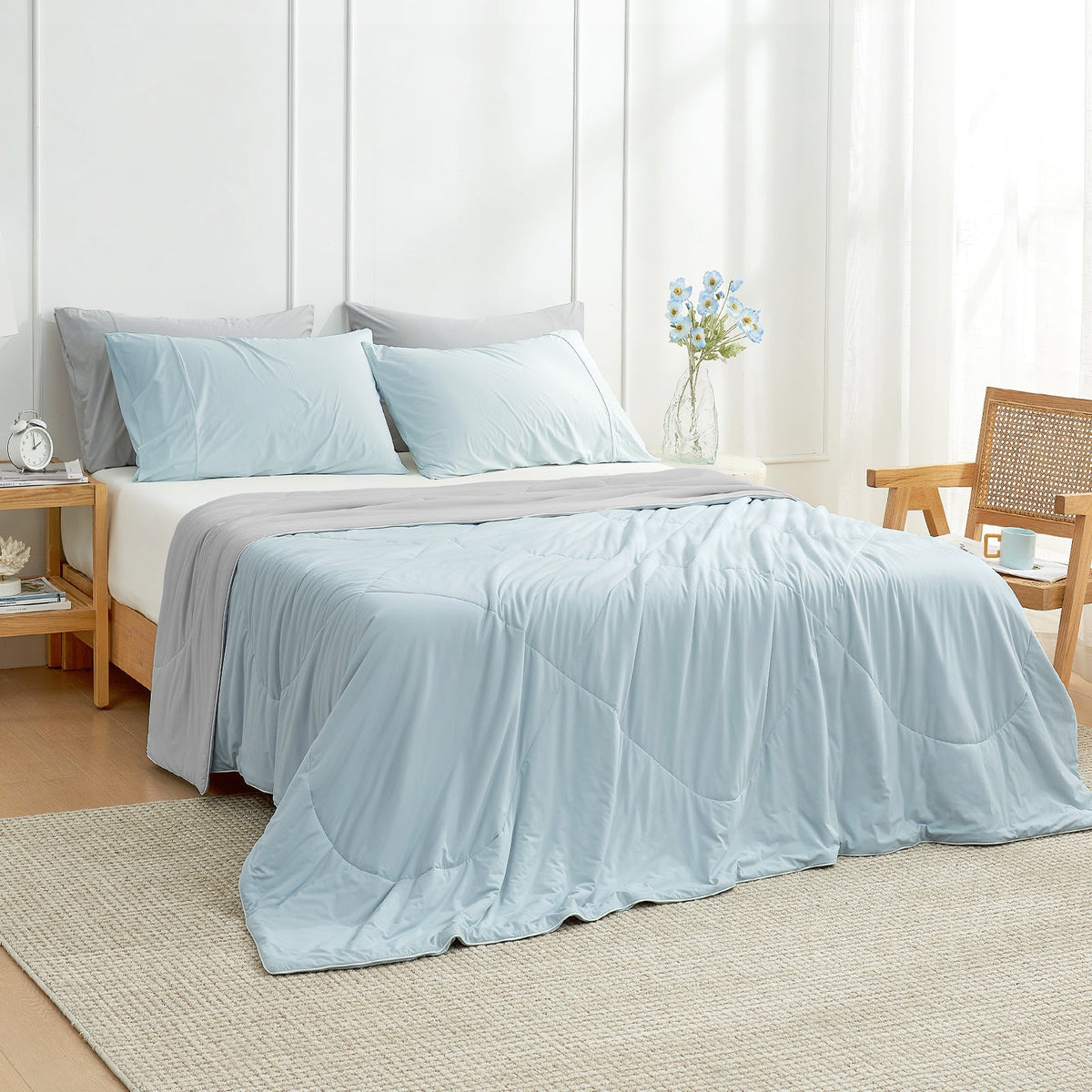 Cooling Comforter Arc-Chill Fabric Lightweight & Breathable