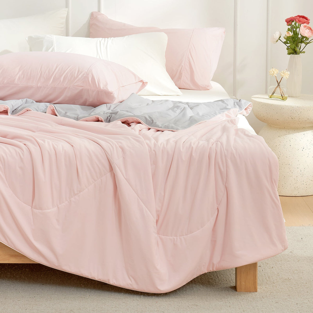 Cooling Comforter Lightweight Breathable Japanese Cooling Fabric