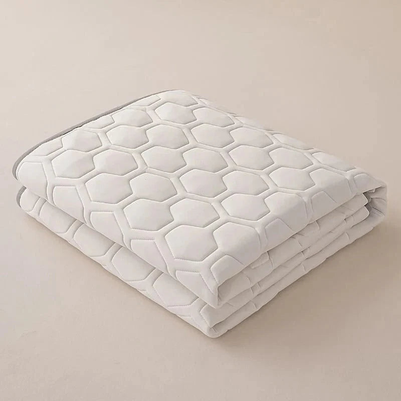 Cooling Mattress Pad Quilted Breathable Anti-Slip