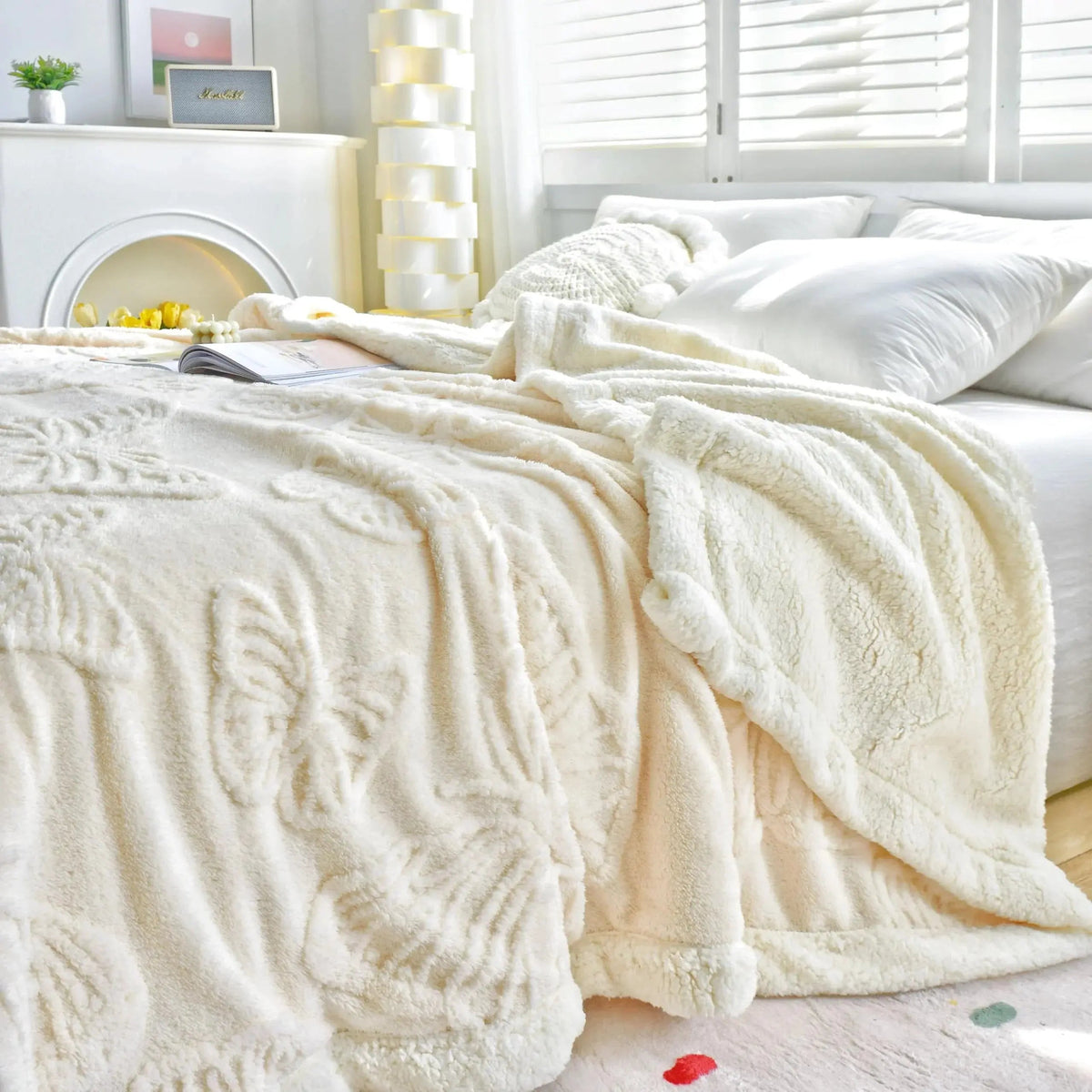Coral Fleece Blanket Lightweight Flannel Machine Washable