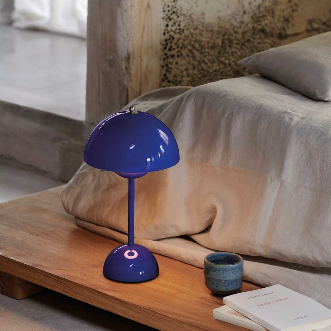 Cordless USB Rechargeable Warm LED Table Lamp