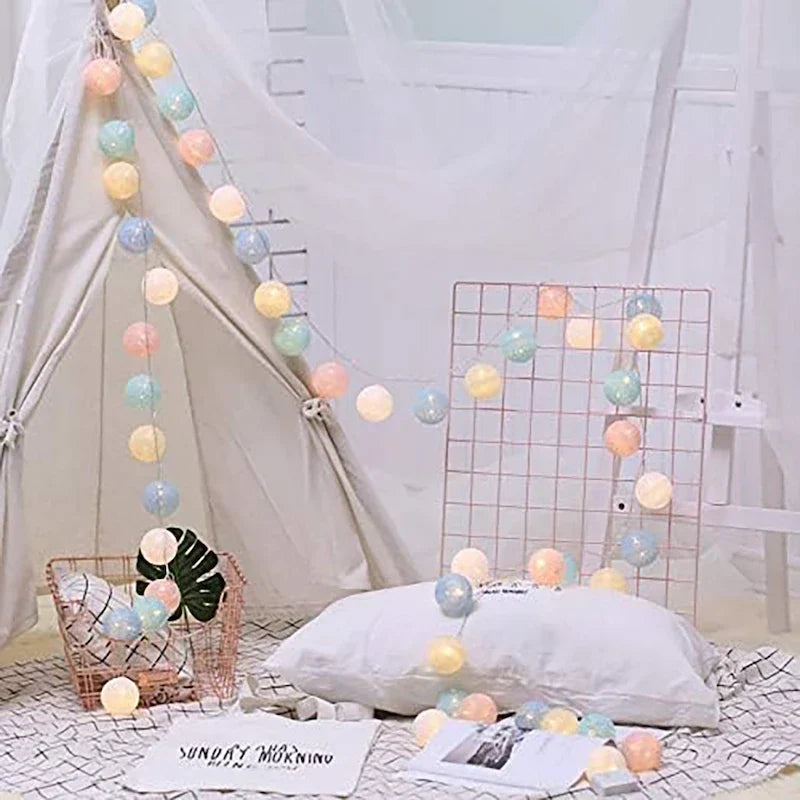 Cotton Ball Garland LED USB & Battery Powered